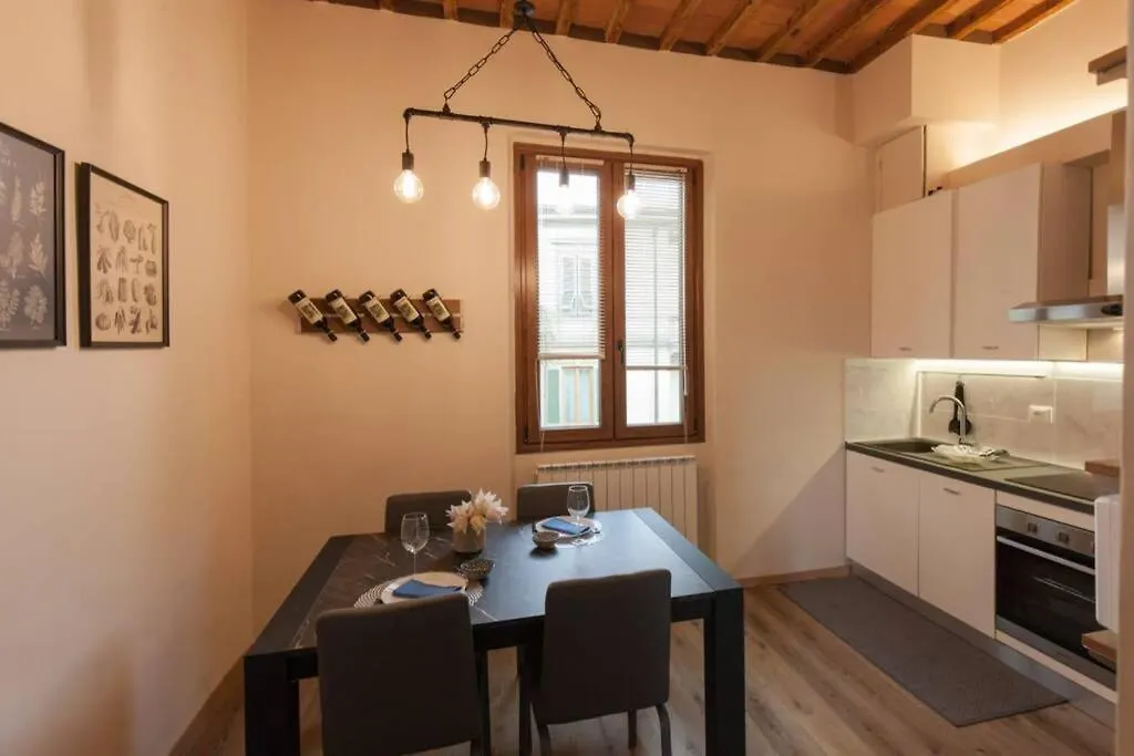 Casa Luce - Cosy And Trendy Flat Apartment San Giovanni Valdarno 0*,  Italy