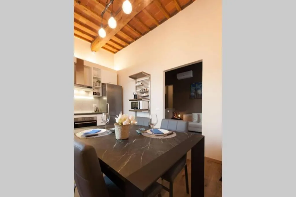 Casa Luce - Cosy And Trendy Flat Apartment San Giovanni Valdarno Italy